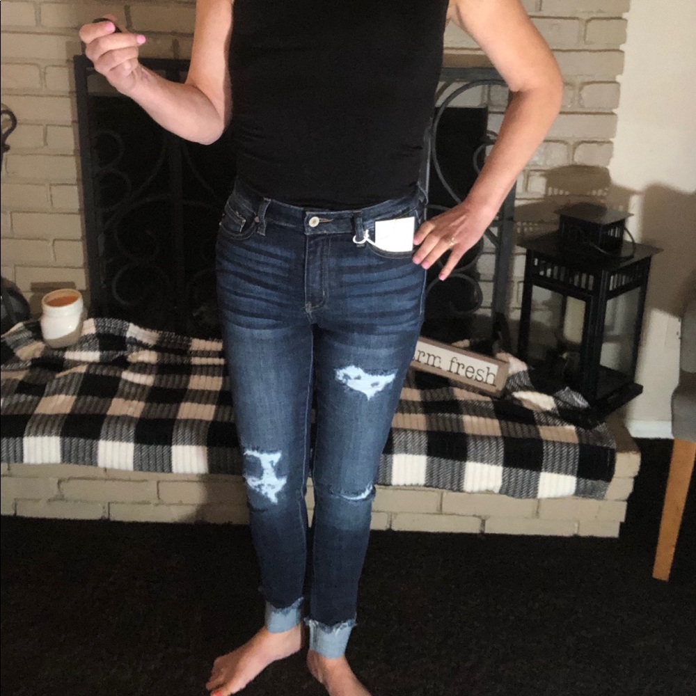 Brand new Kancan Distressed High Rise Skinny Jeans - Picture 3 of 3